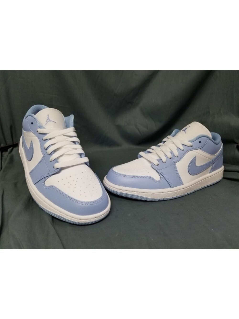 Jordan 1 Low White Aluminum Women's DC0774 142 Size 8.5 NEW NO BOX!